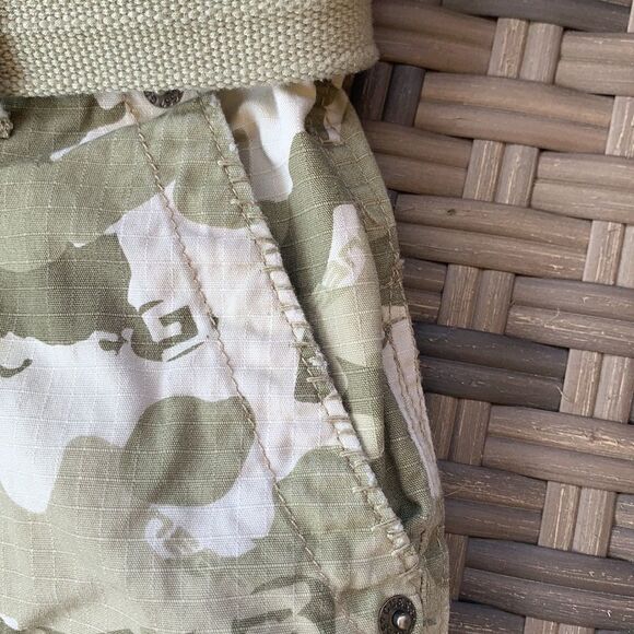 🎉1 hr sale 🎉Guess jeans short - Picture 3 of 8